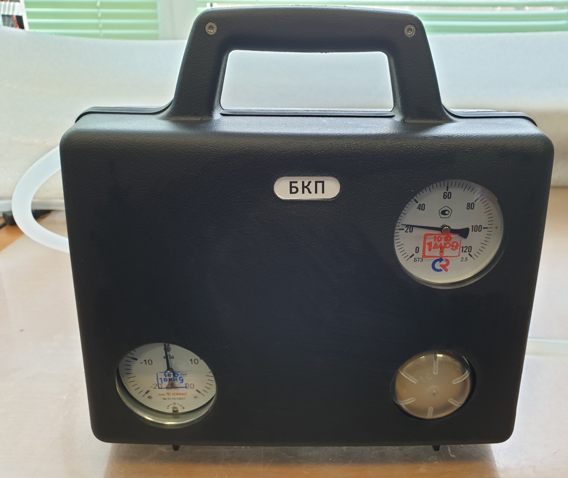 Блок БКП для контроля температуры и давления, а также сбора конденсата и фильтрации газовоздушной пробы